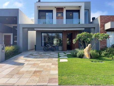 Casa em Condomínio 4 dormitórios em Xangri-lá | Ref.: 10168